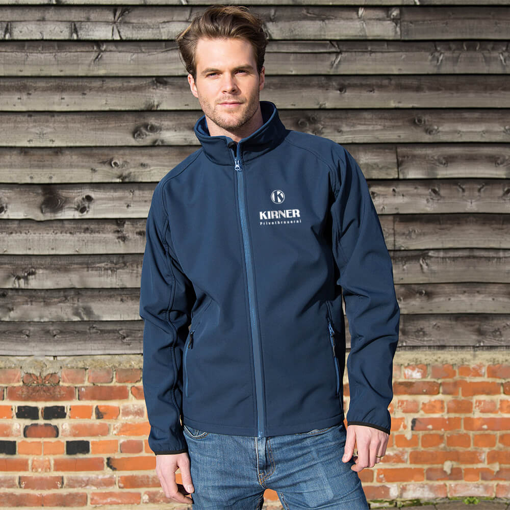 Softshell-Jacke_Modelansicht-Herren